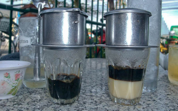 Ngân Cafe - Thụy Khuê