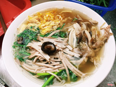 Dậy đi ăn sáng thôi... Ai là fan của ăn uống thì vô đây.... Hải Béo quán-27 võng thị- tây hồ- hà nội....!!!!🍜🍜🍜