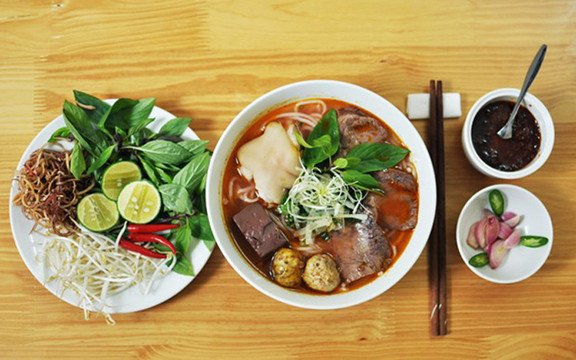 Bún Bò Huế Hương