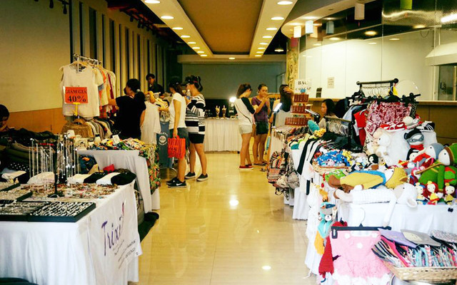 S Charity Market - Chợ Phiên Cuối Tuần