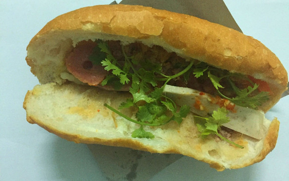 Bánh Mì Hà Cường