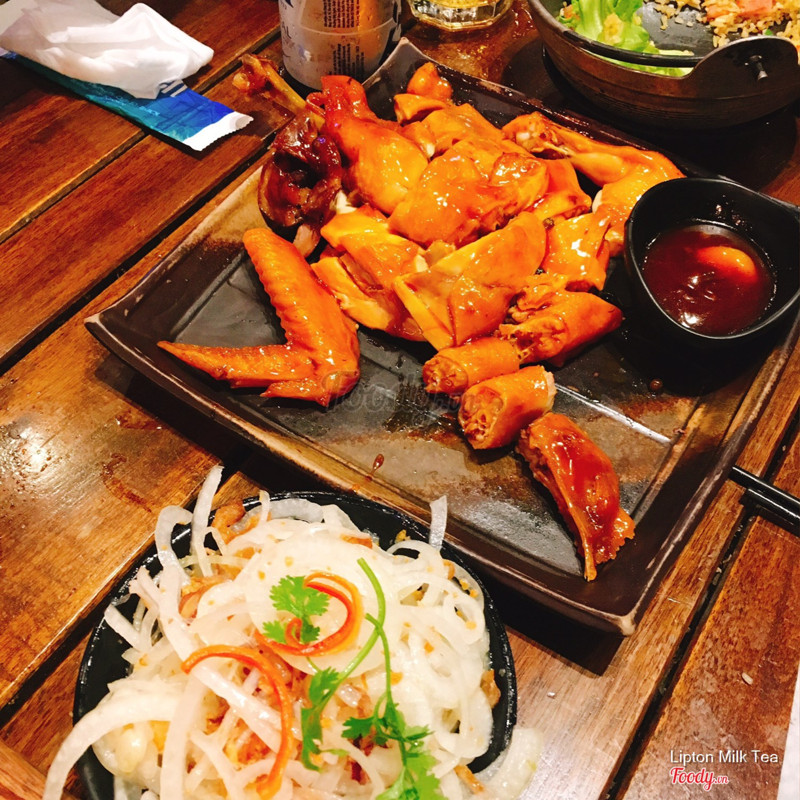 Gà hấp mắm nhĩ