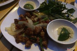Nhượng gà chiên nước mắm