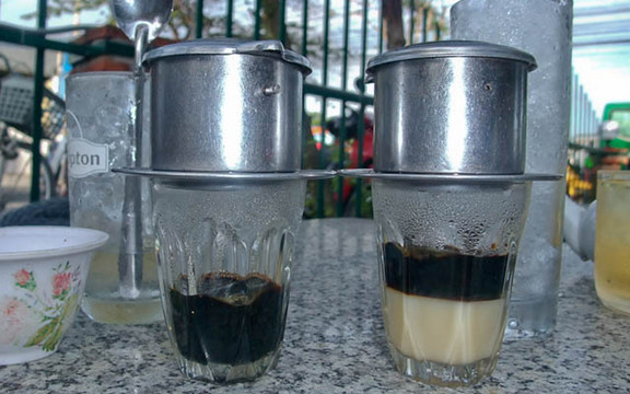 Dáng Xưa Coffee