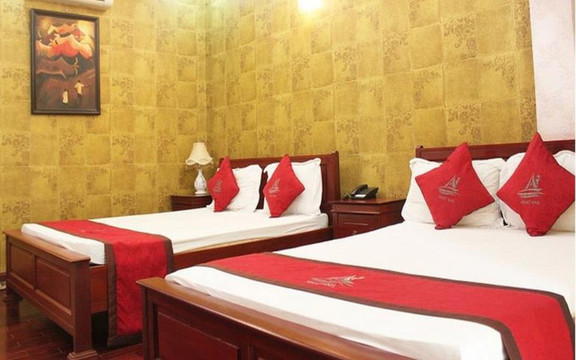 Nhật Anh Hotel