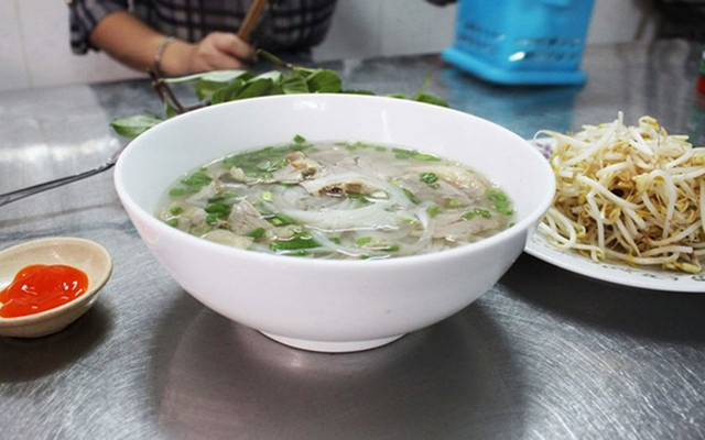 Quán Đình - Phở & Bún Bò Huế