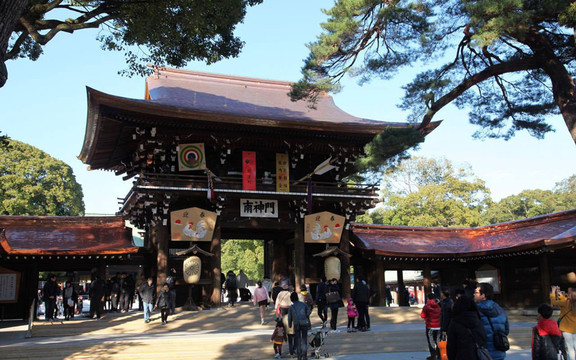 Đền Thờ Meiji Jingu