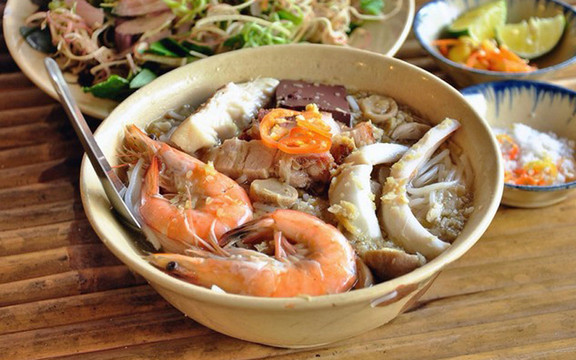 Bún Cá Thái Lan