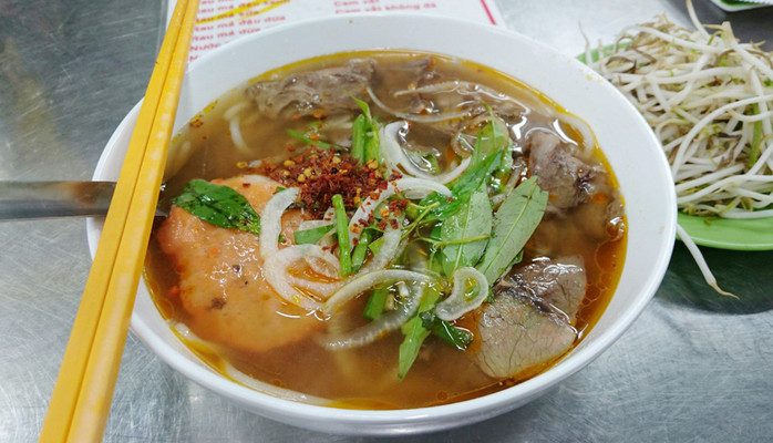 Ba Râu - Bún Bò Huế