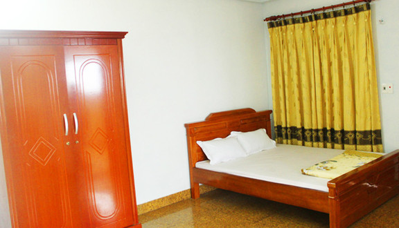 Đức Hạnh Hotel