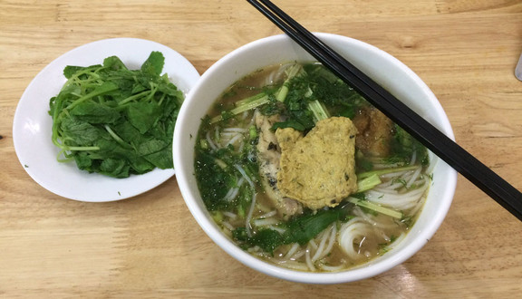 Thùy Linh - Bún Cá Rô Đồng