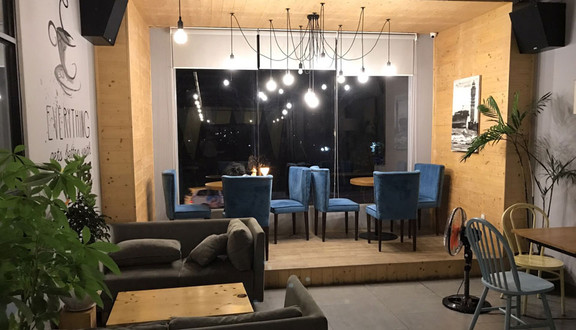 Toby's House Coffee - Trường Sơn