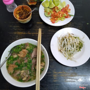 Bún Bò Thịt Viên (Không Chả) + Rau Trụng