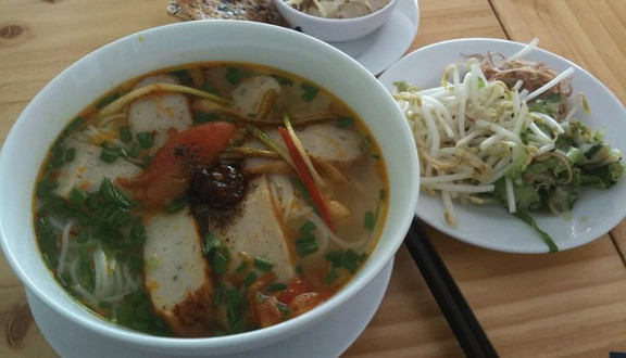 Canh Bún & Gỏi Cuốn - Bùi Hữu Nghĩa