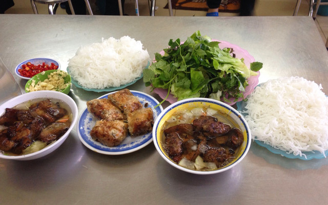 Hoa - Bún Chả - Ngọc Khánh - 150 Ngọc Khánh