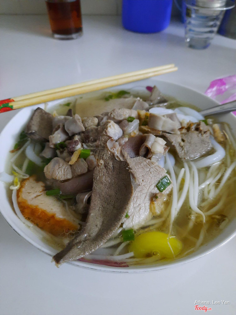 Bánh canh thập cẩm