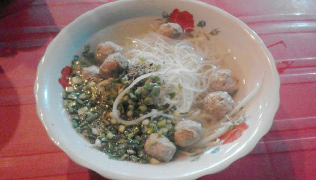 Hủ Tiếu Bò Viên - Âu Cơ