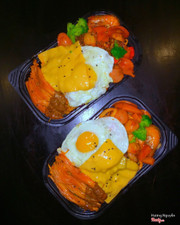 Mì SỐT ĐẶC BIỆT BÒ CUỘN HẢI SẢN PHŨ PHÔMAI