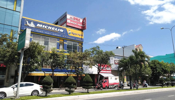 Ngọc Hạnh - Trung Tâm Dịch Vụ Lốp Xe