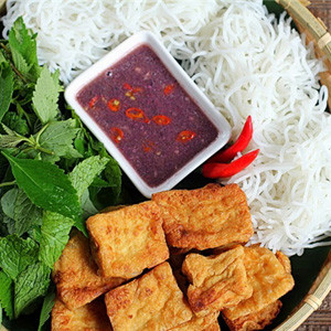 [Huế] 5 món ăn đặc sản "nặng mùi" say lòng teen Huế