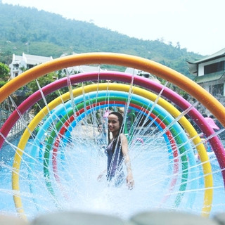 Zẩy nước tưng bừng ở CÔNG VIÊN SUỐI KHOÁNG TRÊN NÚI đầu tiên tại VN