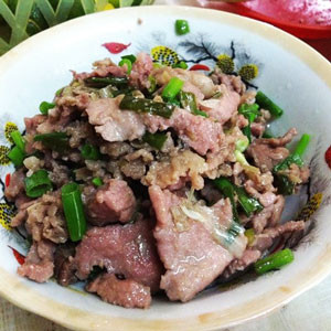(Hà Nội) Tìm kiếm quán bánh mì thịt bò thu nhập hơn 100 triệu/tháng