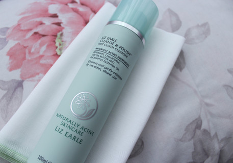 Liz Earle Clean & Polish Hot Cloth Cleanser- Naturall Active Ingredients