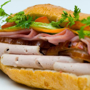 (HCM) Tổng hợp những nơi bán bánh mì nổi tiếng ở Sài Gòn