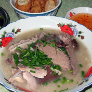 (HCM) Tổng hợp những quán cháo lòng ngon ở Sài Gòn