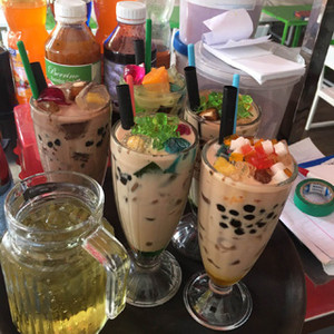 [NT] Ăn uống tẹt ga ở các quán giảm giá cả năm