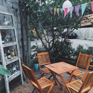 [NT] Thả ga tạo dáng ở quán cafe cứ 1m vuông 10 kiểu ảnh