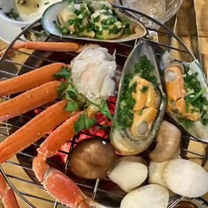 Hú hí hội anh em lai rai LẨU NƯỚNG THƠM NGON GIÁ MỀM