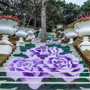 [DL] Phát sốt với cầu thang hoa hồng đẹp vạn người mê