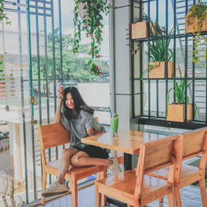 Cùng anh em thưởng thức cà phê nguyên chất ở QUÁN CAFE phố núi siêu cute
