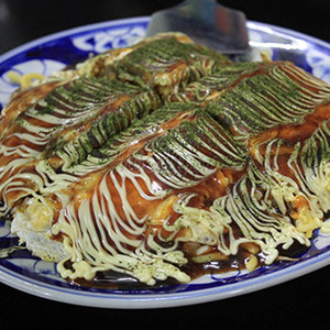 Lục tung Sài Gòn truy tìm quán bánh xèo ngon bá cháy bò chét