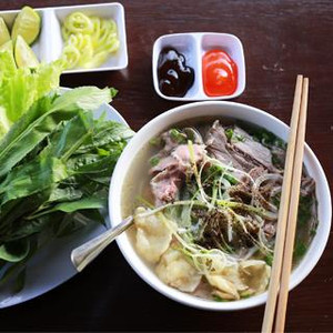 Ấm lòng ngày mưa với tô phở CHUẨN VỊ BẮC giữa Đà Lạt