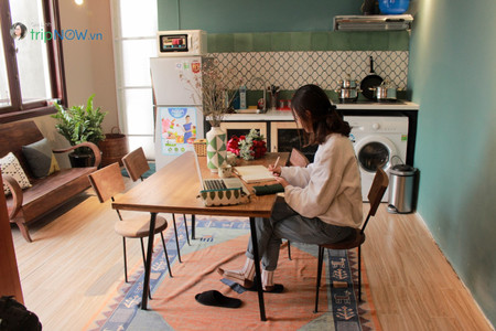 (Hà Nội) Đẹp nhức nhối căn homestay view trời Tây ngay sát phố đi bộ