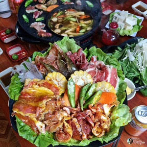 [Quảng Ninh] Nhất định phải thử quán lẩu nướng ngay gần Bãi Cháy