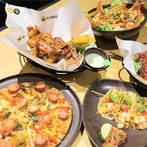Thỏa khát tinh thần thể thao và thưởng thức món cánh gà ngon nhất nước Mỹ khi đến với B-Dubs