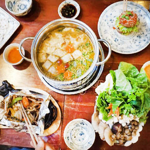(HCM) Top 10 nhà hàng chay thanh tịnh ngon ở Sài Gòn