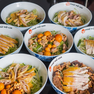 Phở Hồ Gia - Đặc sản phở gà Đông Tảo - Hương vị phở gia truyền nổi tiếng đã có mặt tại Đà Lạt
