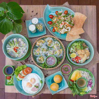 Tận hưởng bữa sáng sang chảnh giá bình dân trong không gian ẩm thực thuần Việt giữa phố Hội