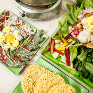 Thử một lần là nhớ bộ đôi CHÁO ẾCH, LẨU RAU HOA NẤM giữa Đà Lạt
