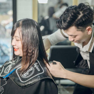 “Tỏa sáng như sao” với Combo VVIP 10 bước biến hóa độc quyền ở salon tóc nổi danh Đà Nẵng