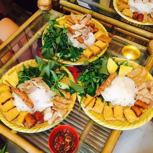 Nồng nàn Hà Nội khi thử 4 MẸT BÚN ĐẬU MẮM TÔM khiến ai cũng mê mẩn