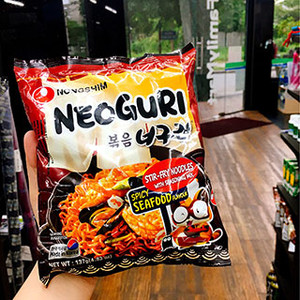Thỏa cơn thèm với mì xào khô NongShim Neoguri ngon khó cưỡng