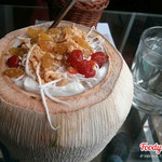 (Hà Nội) Tổng hợp những nơi bán kem trái dừa ngon ở Hà Nội