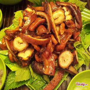 (Hà Nội) Chấm điểm lòng rán mật ong phố Trung Tự