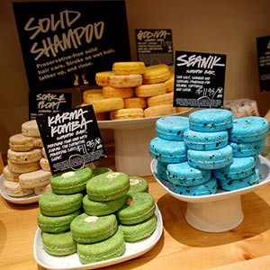 [REVIEW] Seanik Shampoo Bar của Lush