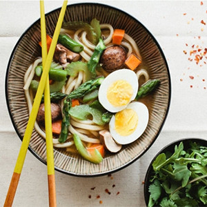 Vòng quanh thế giới cùng 20...tô mì